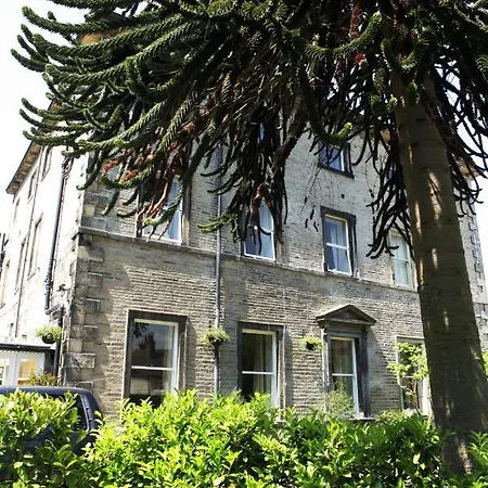Bed & Breakfast Hall 5*