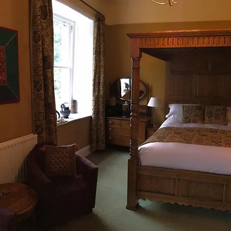 Hall Bed & Breakfast