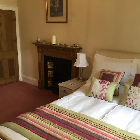 Bed & Breakfast Hall 5*
