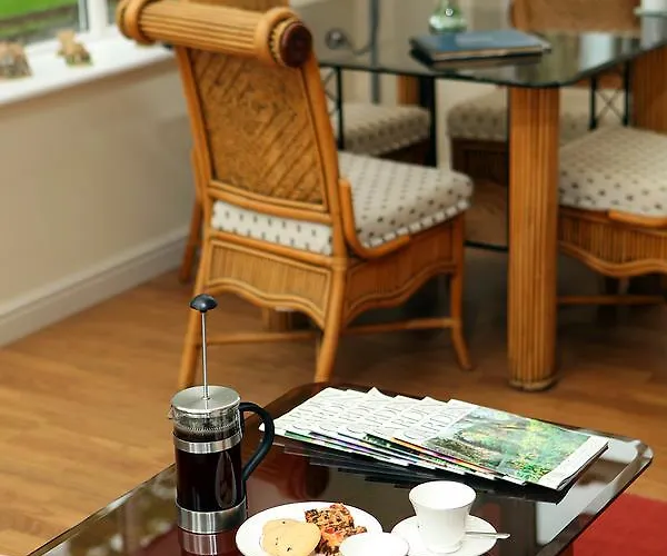 Bed & Breakfast Hall