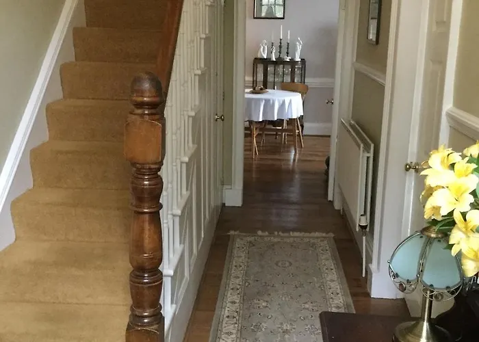 Bed & Breakfast Hall