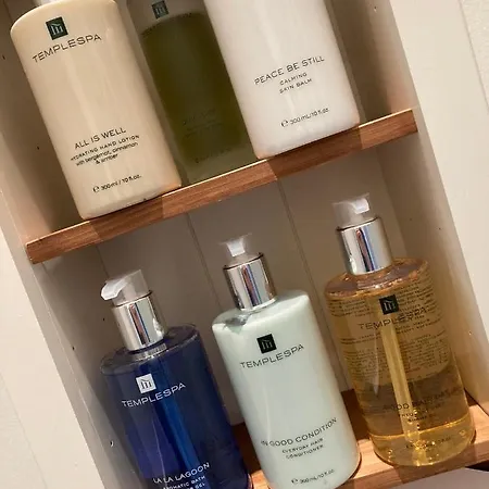 Bed & Breakfast Hall